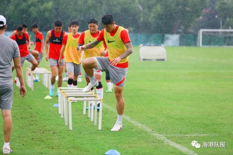 海港雨中苦练备战中超 穆伊处理完家事后再归队相关图五