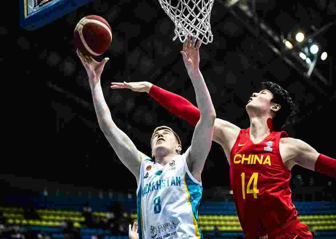 世预赛-周琦19+11郭艾伦5分 中国男篮胜哈萨克斯坦相关图三