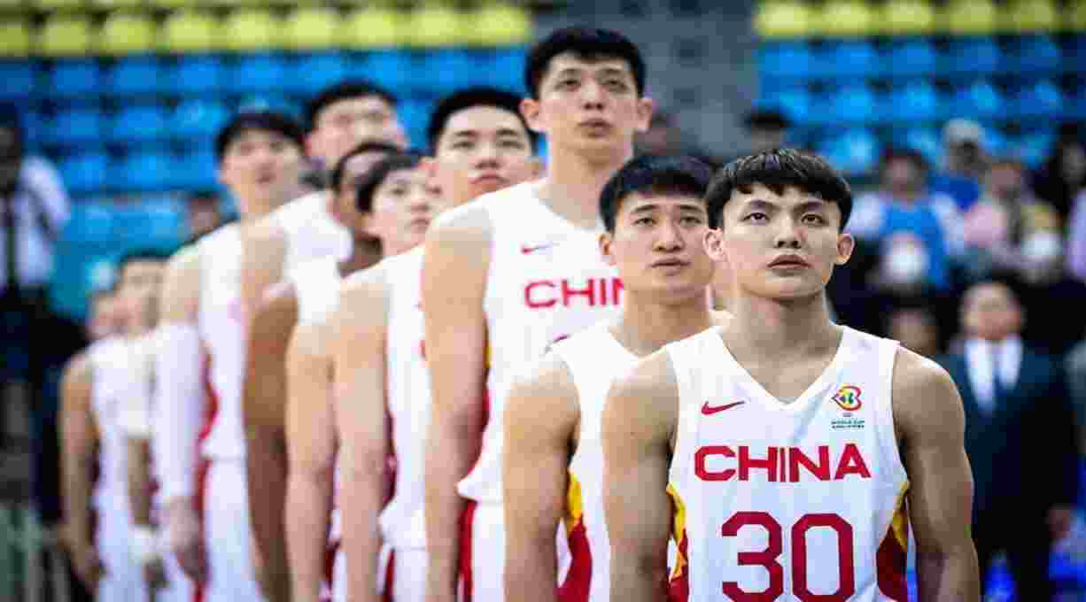 中国男篮升至积分榜第二 世界杯命运掌握在自己手中