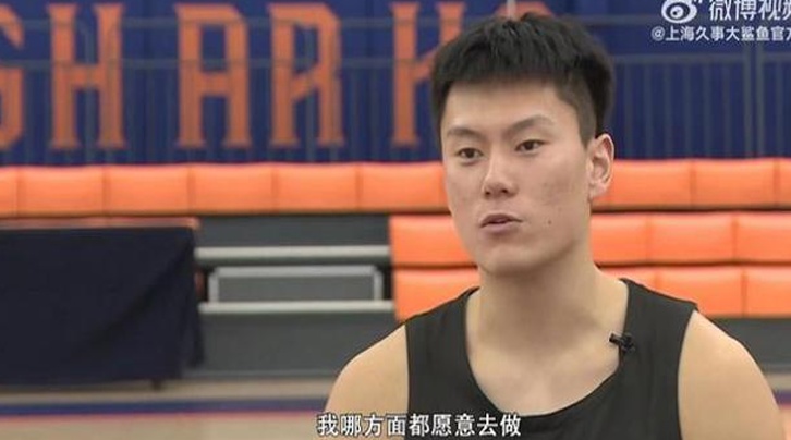 李弘权：李春江让上海队更团结 能赢球我干啥都愿意