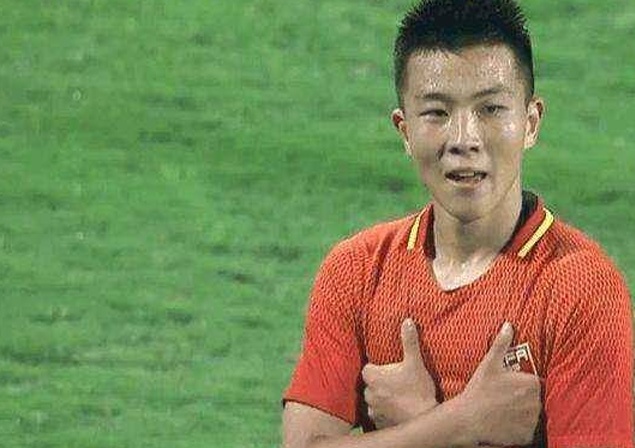 携5队友外出饮酒！18岁中超红星或被足协处罚，获赞“武磊二世”相关图五