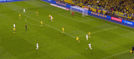 欧预赛-卢卡库上演帽子戏法 41岁伊布登场 比利时3-0客胜瑞典相关图三