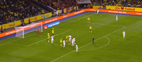 欧预赛-卢卡库上演帽子戏法 41岁伊布登场 比利时3-0客胜瑞典相关图四