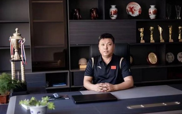 神秘之师背后的女足功勋与“孩子王”相关图二