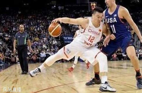 李根谈背打克莱:如果能随意打他 那我打NBA去了相关图二