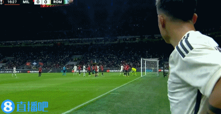 半场-AC米兰暂0-1罗马 迪巴拉助攻曼奇尼头球破门相关图二
