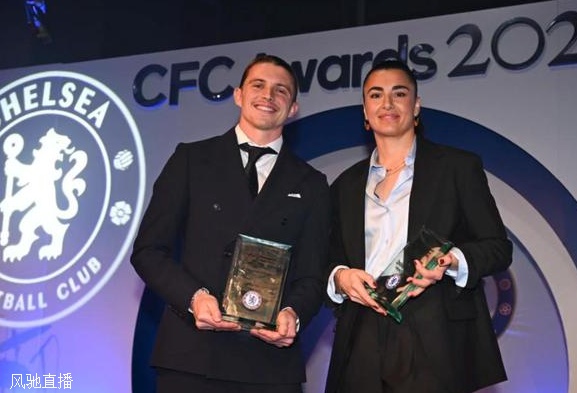 吉尔克里斯特获切尔西年度最佳青训球员奖，加拉格尔也得奖