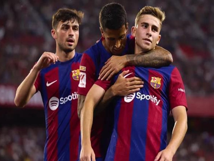 欧洲足球传闻：曼联报价西班牙国脚遭拒 巴萨不愿放走潜力新星