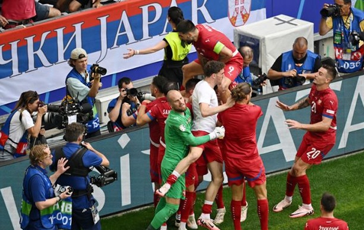 欧洲杯：皇马弃将成英雄，最后三秒助塞尔维亚逼平斯洛文尼亚