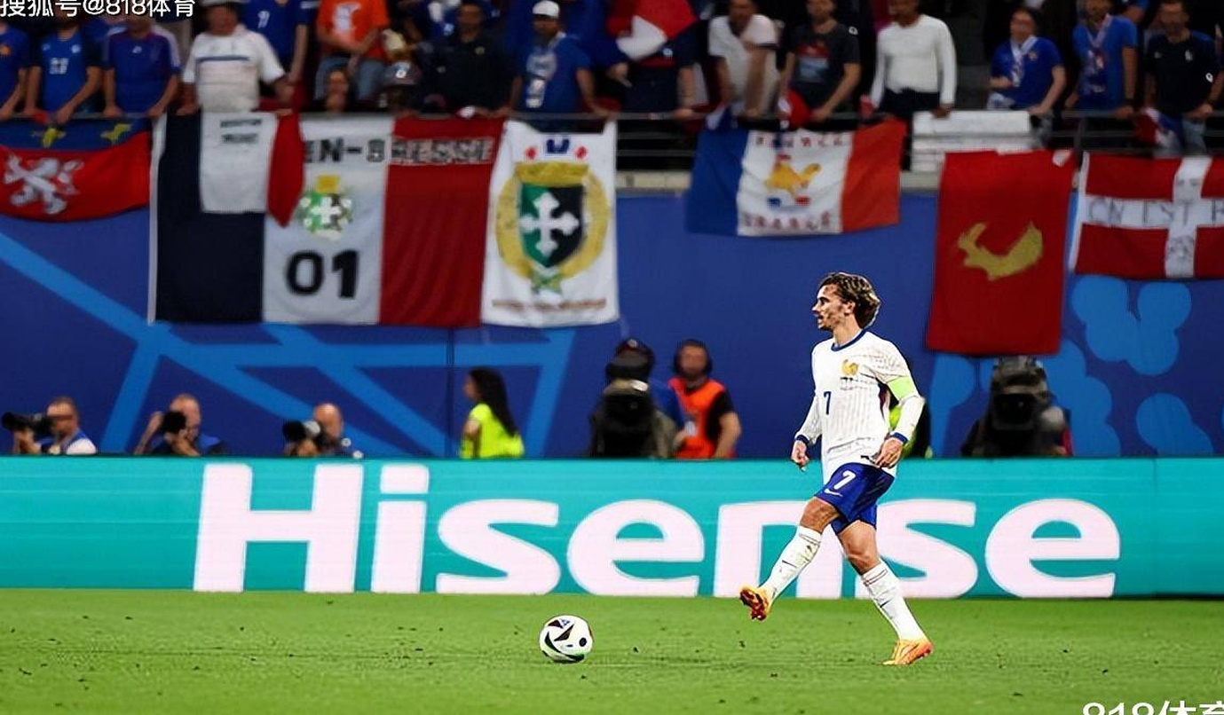 操碎了心!姆巴佩休战当着德尚指导登贝莱,凳子一脸懵法国0-0荷兰