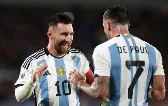 阿根廷VS厄瓜多尔：梅西能否打破“进球赤字”？卫冕冠军将面临考验