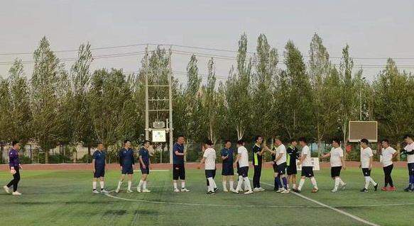“全民健身健康中国”县足球赛在内蒙古自治区化德县举行相关图五