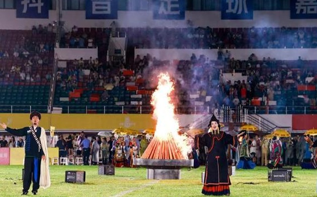 记者观察：抖音足球嘉年华——把“网络流量”变成了“增产”本土文化旅游的试验场相关图九