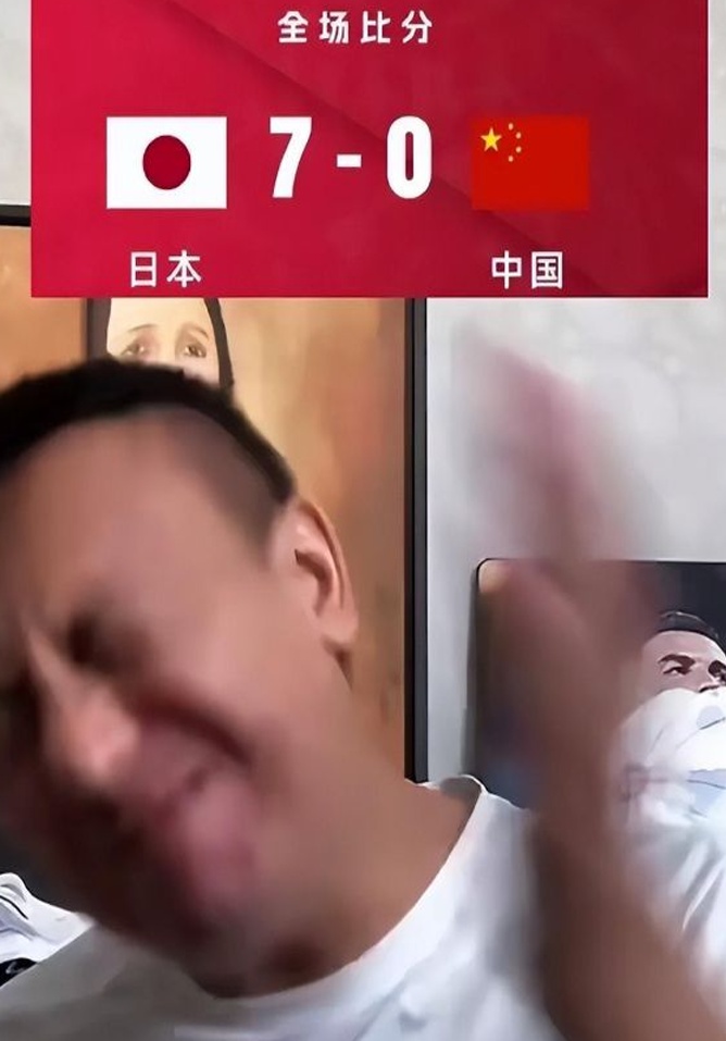 我根本无法忍受！范志毅想跳进黄浦江，但表示并不是因为李玮锋输了相关图八