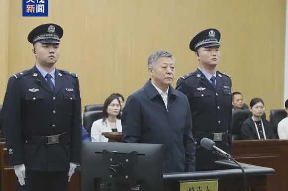 国足赢球后：名记曝杜兆才当年“拿捏”里皮一幕，伊万太幸福了相关图三