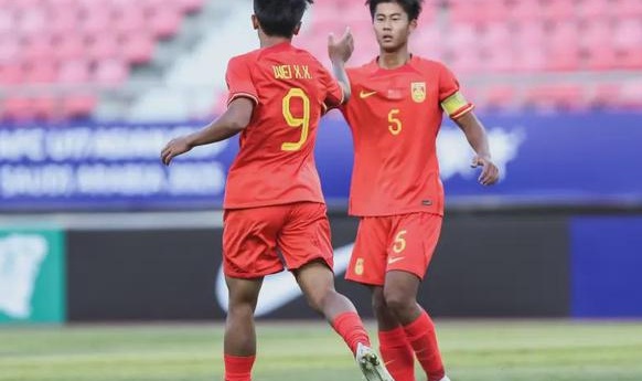 U16国足大胜不丹，艾比布拉闪耀全场，中国足球新希望初现！相关图二