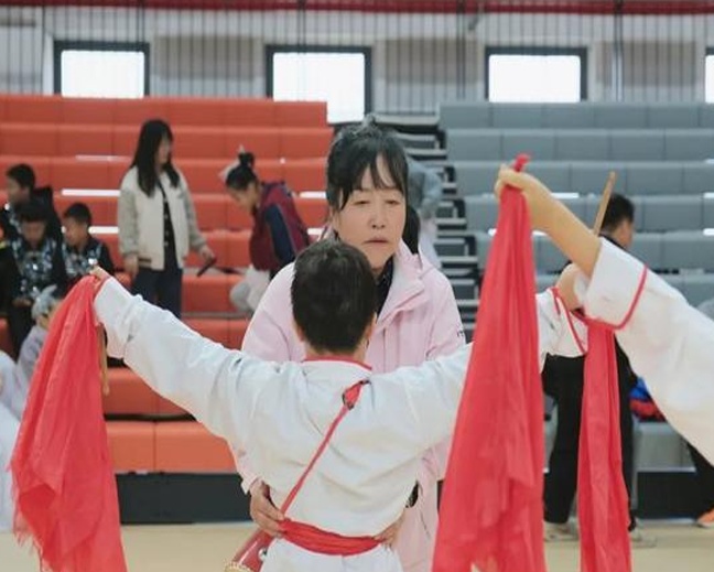 壮美盛会 少年绽放——雁塔区高新路小学参加2024西安国际青少年足球邀请赛开幕式相关图十四