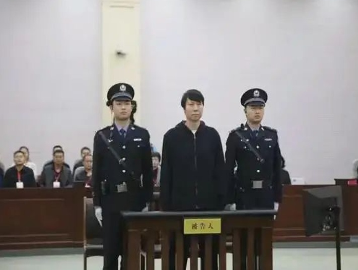 李铁或被重判？两大关键点，难怪国际足联主席怒批中国足球相关图六