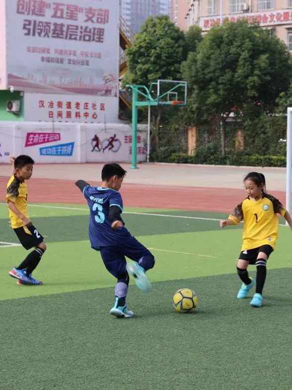 南阳市实验学校教育集团第四届“校长杯”足球赛纪实相关图十五