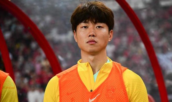 国足利好！高准翼伤情反转，日本绝对主力，跟腱断裂赛季报销相关图二