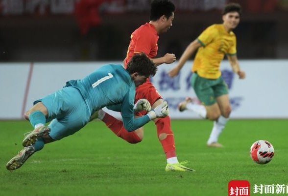 亚洲杯预演精彩对攻战 “熊猫杯”中国U19国青1:1战平澳大利亚相关图四