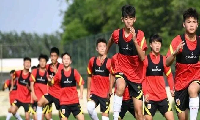 U17亚洲杯将在2025年1月23日抽签 U16国少首要目标是小组出线相关图四