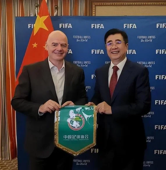 FIFA正式官宣！孙准浩全球禁足请求被驳回，中国足协尴尬了相关图五