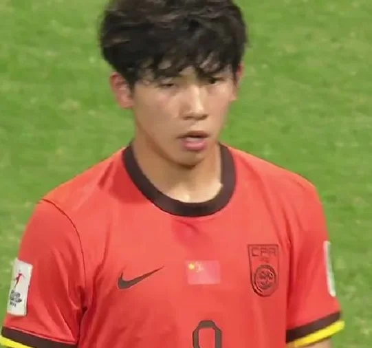 2-1！U20亚洲杯：国足开门红，和澳大利亚队争头名，有望创一纪录相关图六