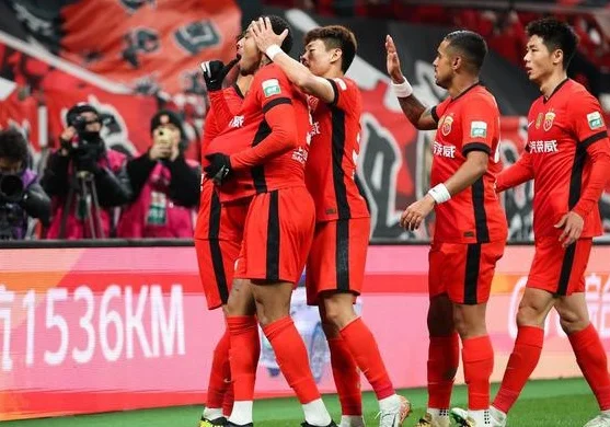 3-1，古斯塔沃双响，海港3连败后首胜登顶，依旧是联赛夺冠大热！相关图二