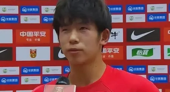 下一个范志毅？媒体人盛赞国青队长，刘诚宇点球遗憾将成人生标签相关图六
