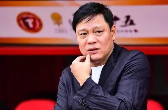 下一个范志毅？媒体人盛赞国青队长，刘诚宇点球遗憾将成人生标签相关图二