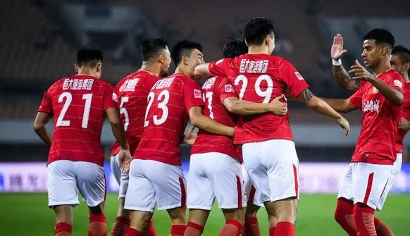 蒯纪闻公开示好上港！希望能多跟着俱乐部训练，未来早日挑大梁相关图二