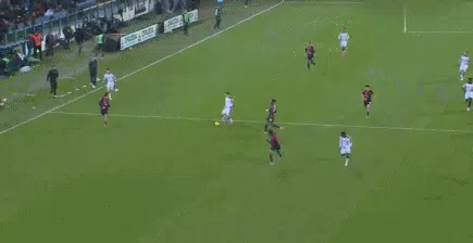 ⚽意甲战报：维奥拉&科尔内破门，皮科利进球被吹，卡利亚里1-1热那亚相关图二