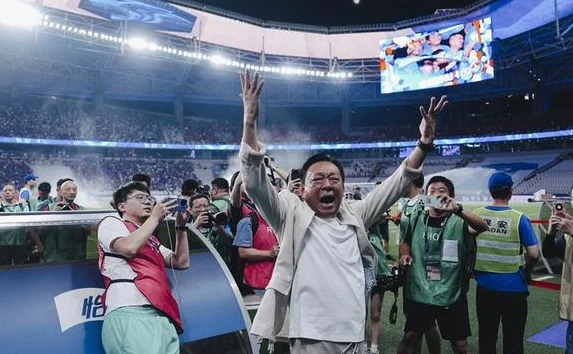 王嘉尔都“亮明身份”了，申花还不行动一下？相关图三