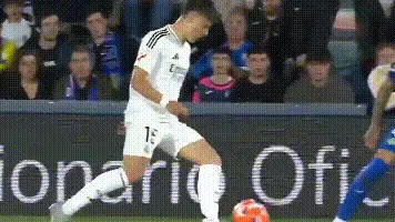 1-0！0-3！豪门悲喜夜：皇马3连胜，国米意杯出局，阿森纳爆冷相关图二