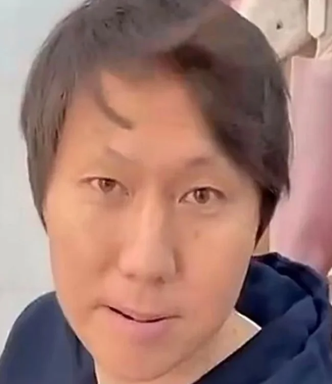 维持原判！李铁即将进入监狱生活：可以踢球，必须剪掉长发！相关图二