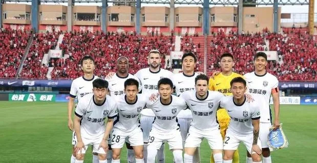 后来居上！武汉三镇客场2-1逆转河南，积分榜排名升至第十一位相关图六