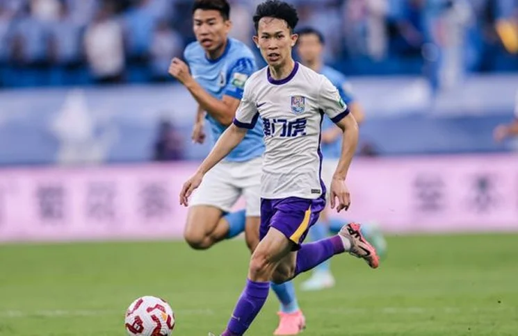 1-0！32岁外援破门，深圳掀翻劲敌，于根伟遭遇赛季第3败相关图二