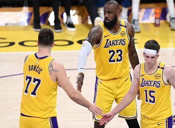 戈贝尔27+24森林狼4-1湖人 东契奇28+7+9勒布朗22+7+6相关图二
