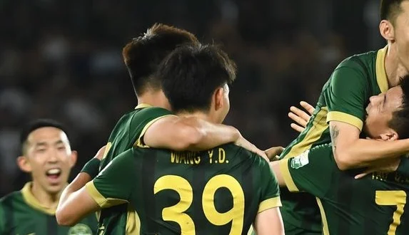 4-2！18岁天才梅开二度，创造中超历史，程进踢疯了：助攻戴帽
