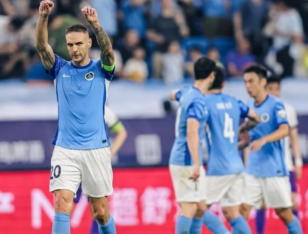 1-0！32岁外援破门，深圳掀翻劲敌，于根伟遭遇赛季第3败