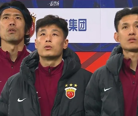 1-0！成都蓉城爆发：中超8轮不败+力压申花登顶，升超4年或夺首冠相关图三