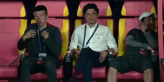 中超疯狂一夜：上港吞第2败，最新排名乱了，三大名宿成下课热门相关图六