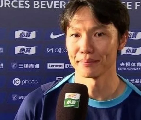 下一个高洪波！邓卓翔带倒数第一5场狂取10分：连升5位！