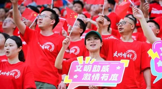 赢下榜首大战 成都蓉城首次领跑中超相关图三