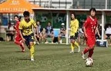 四川内蒙古两队取得首胜 ——全国十五运女足资格赛西安赛区开哨相关图三