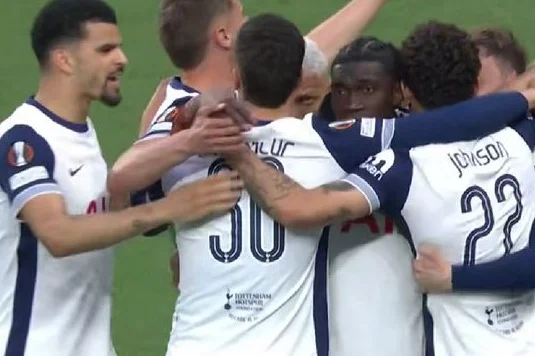 3-0！3-1！英超2强一夜大胜：曼联13场不败，有望和热刺会师决赛相关图五