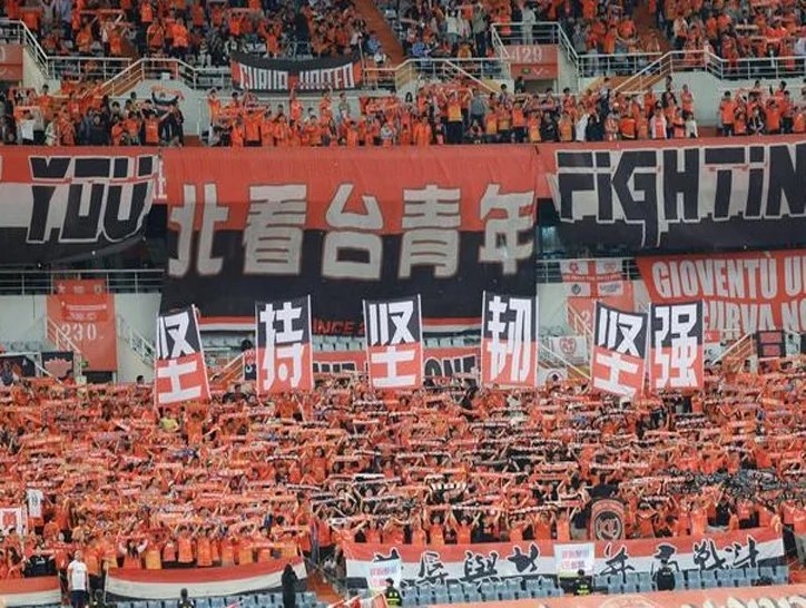 中超历史第2！场均超3万人，国内球市恢复金元水平，大连再刷纪录相关图三