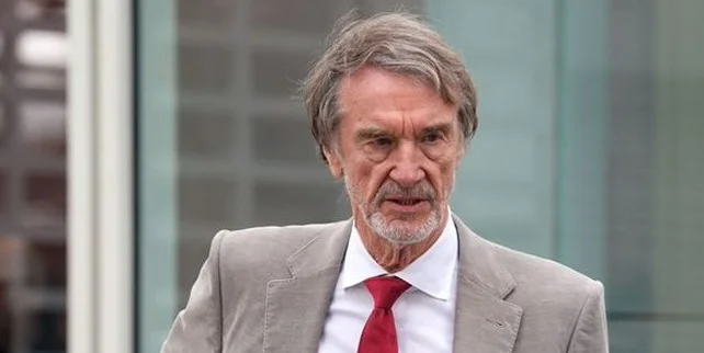英媒：拉特克利夫继续裁员，曼联高管哈里森和霍金斯离开