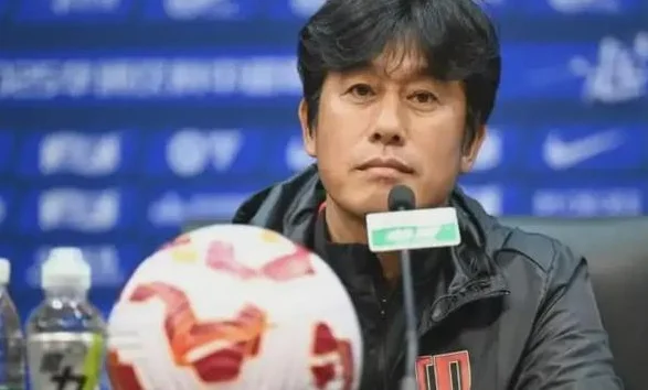 红牌，0-1！申花队输球原因找到，徐正源成国足主帅最佳人选？相关图四